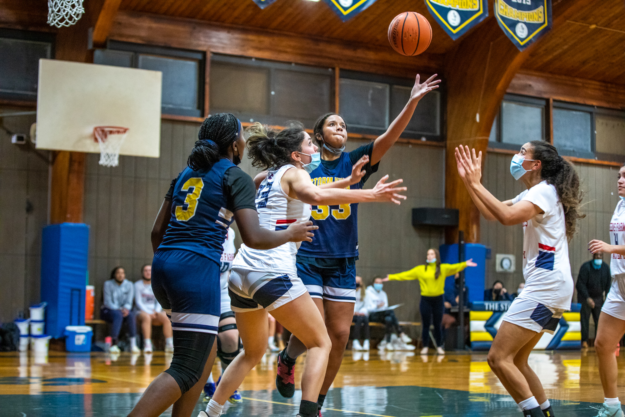 Varsity Girls Basketball Ny Boarding Schools The Storm King School